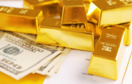 سعر الذهب يرتفع, يقابله انخفاض في سعر الدولار
